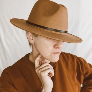 Meet Me! - YOUR POSHER 🤎